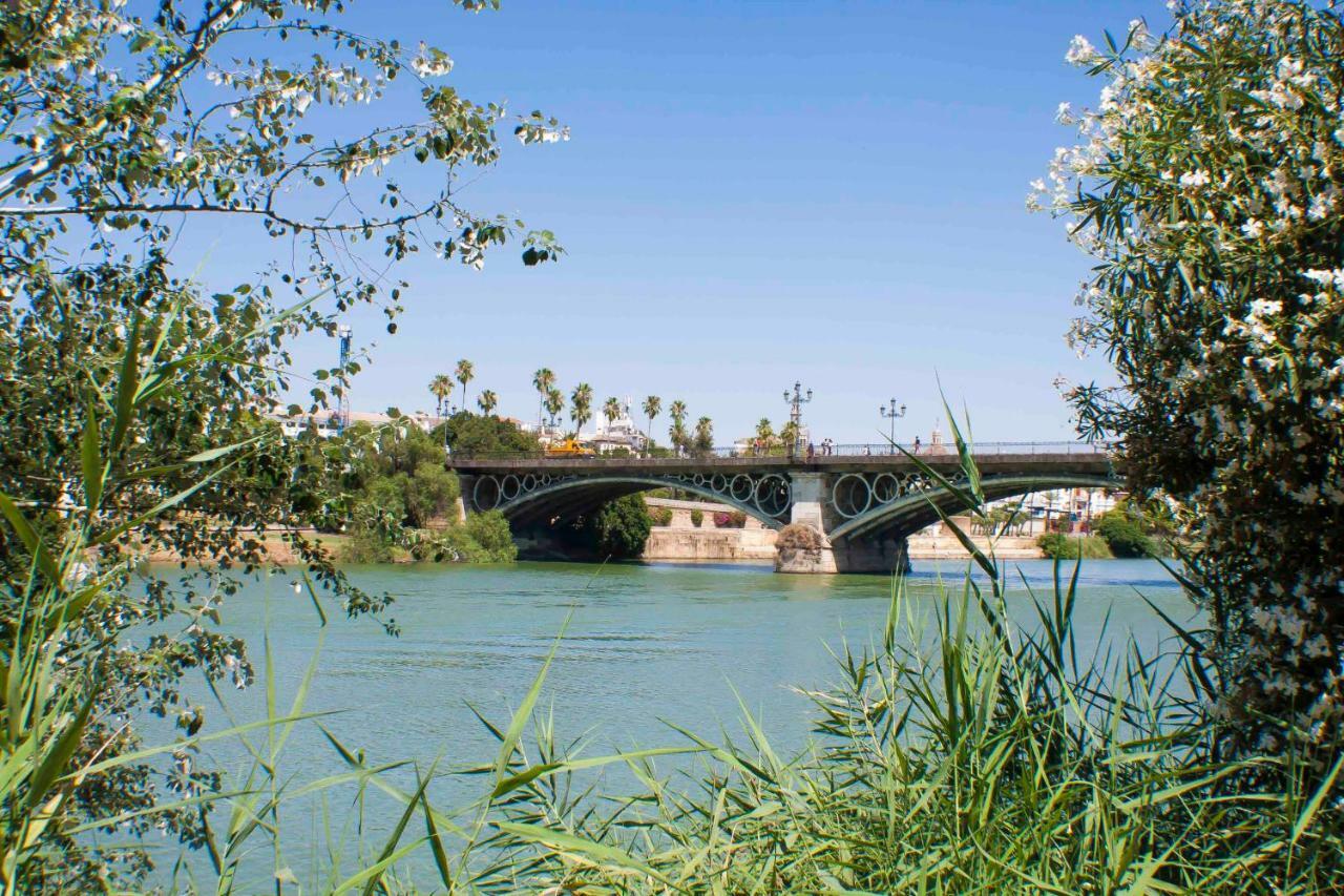 San Jacinto Triana By Valcambre Sevilla